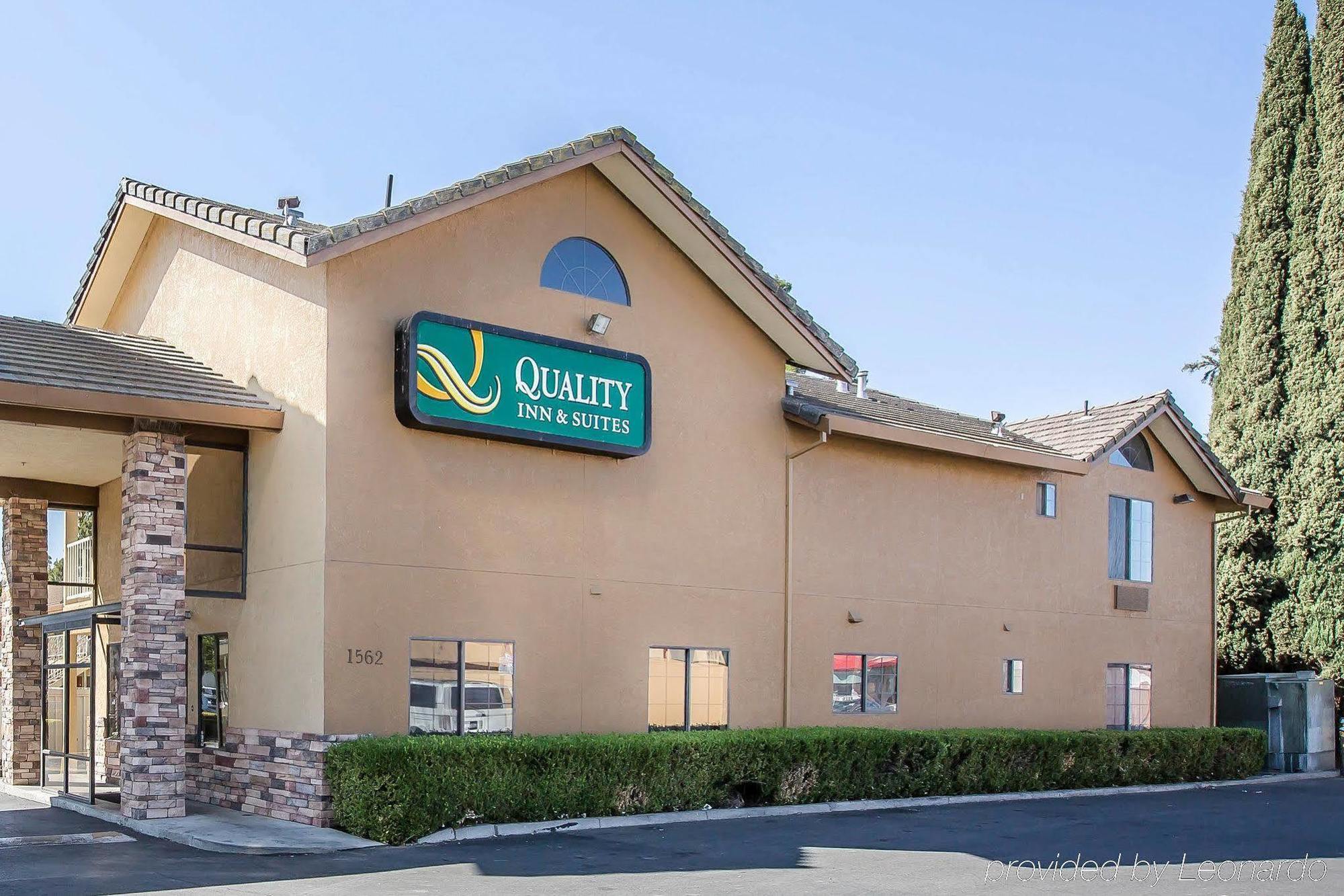 Quality Inn & Suites Woodland - Sacramento Airport Eksteriør billede