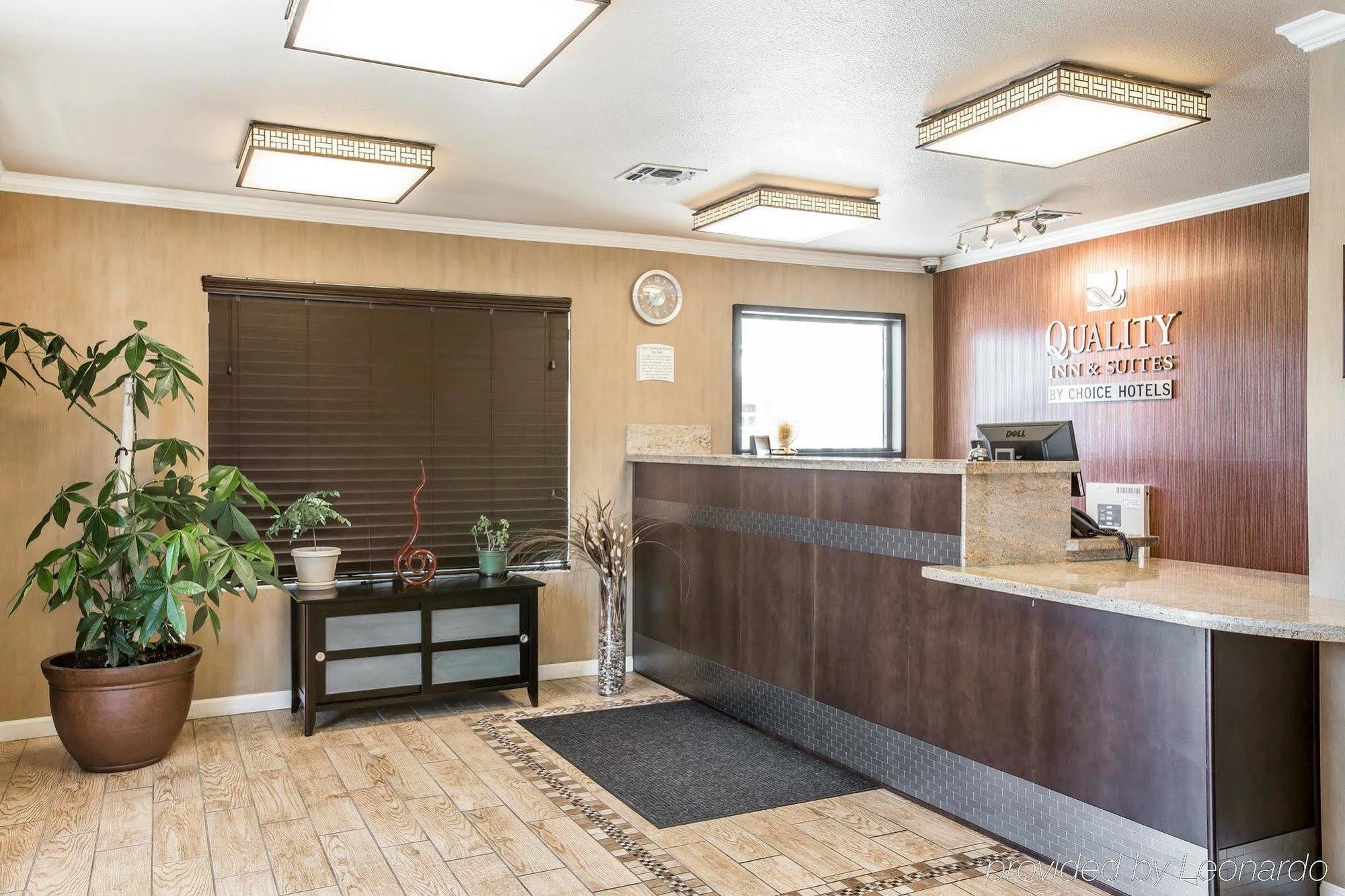 Quality Inn & Suites Woodland - Sacramento Airport Eksteriør billede