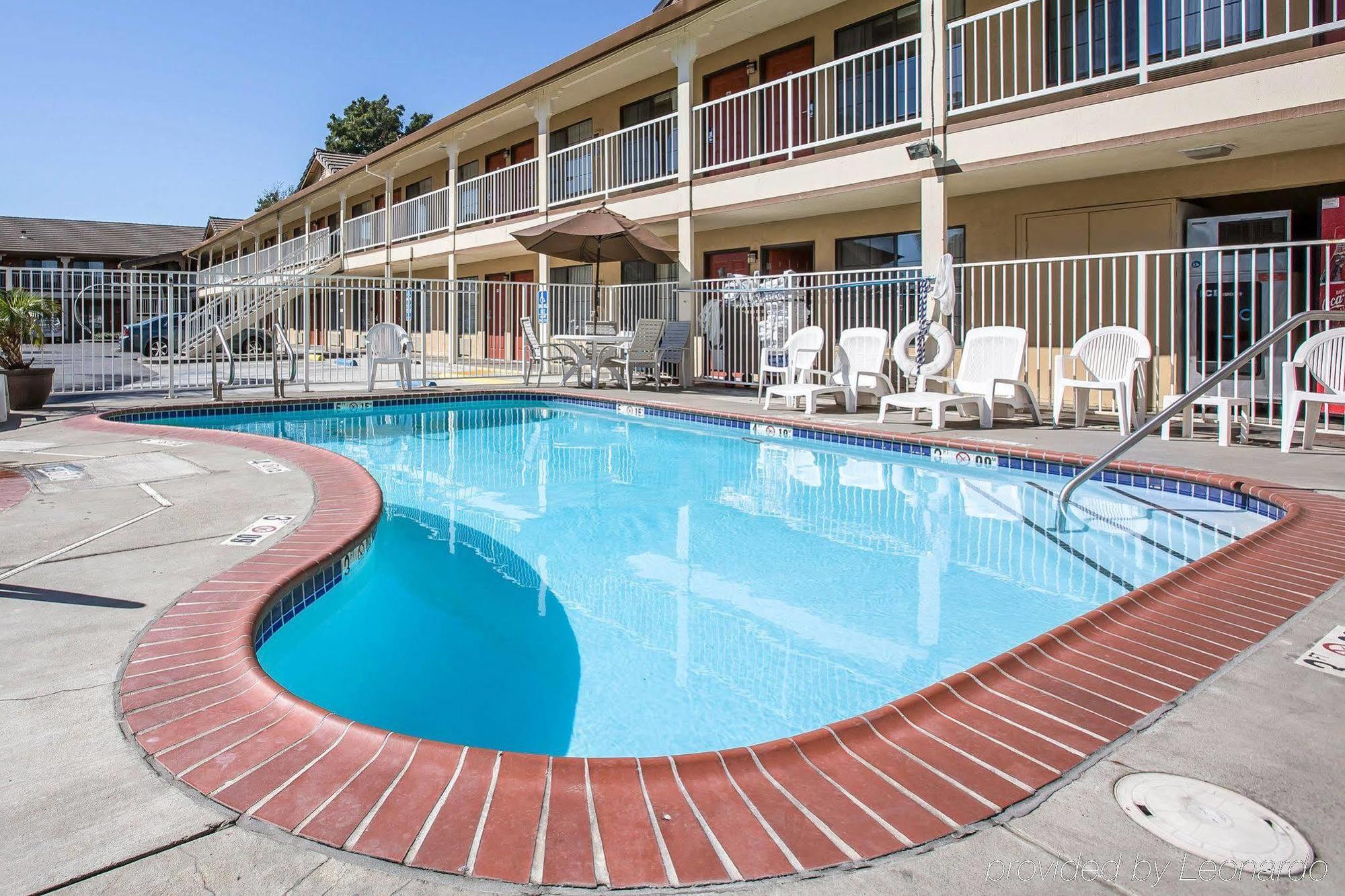 Quality Inn & Suites Woodland - Sacramento Airport Eksteriør billede